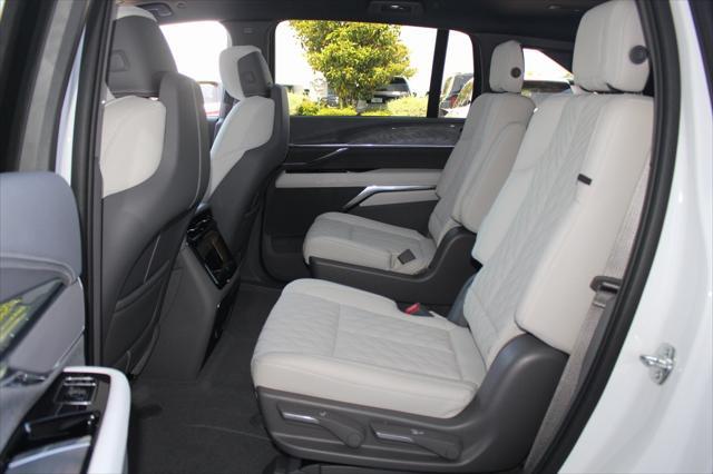 new 2025 Cadillac Escalade car, priced at $131,090