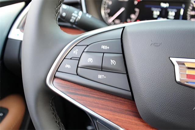 new 2025 Cadillac XT5 car, priced at $48,410