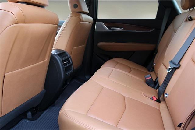 new 2025 Cadillac XT5 car, priced at $48,410