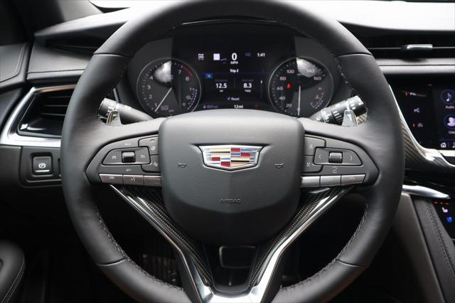 new 2025 Cadillac XT6 car, priced at $67,665