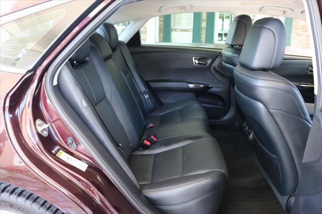 used 2015 Toyota Avalon car, priced at $15,997