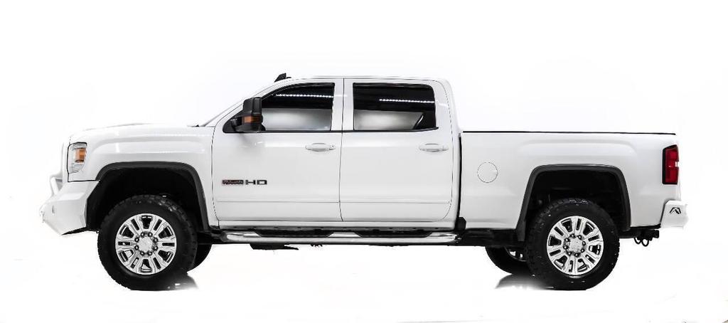 used 2018 GMC Sierra 2500 car, priced at $28,999