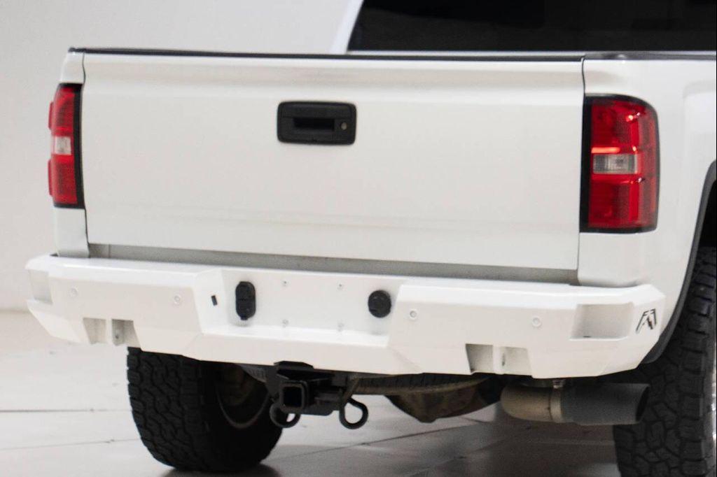 used 2018 GMC Sierra 2500 car, priced at $28,999