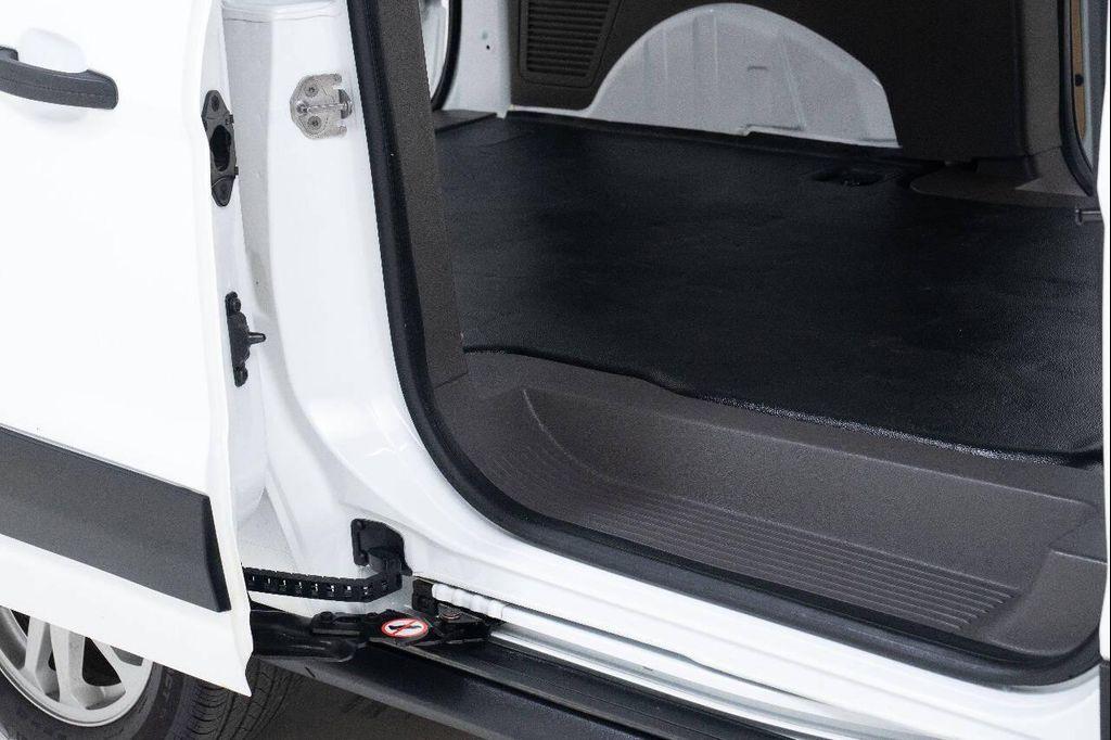 used 2023 Ford Transit Connect car, priced at $29,999