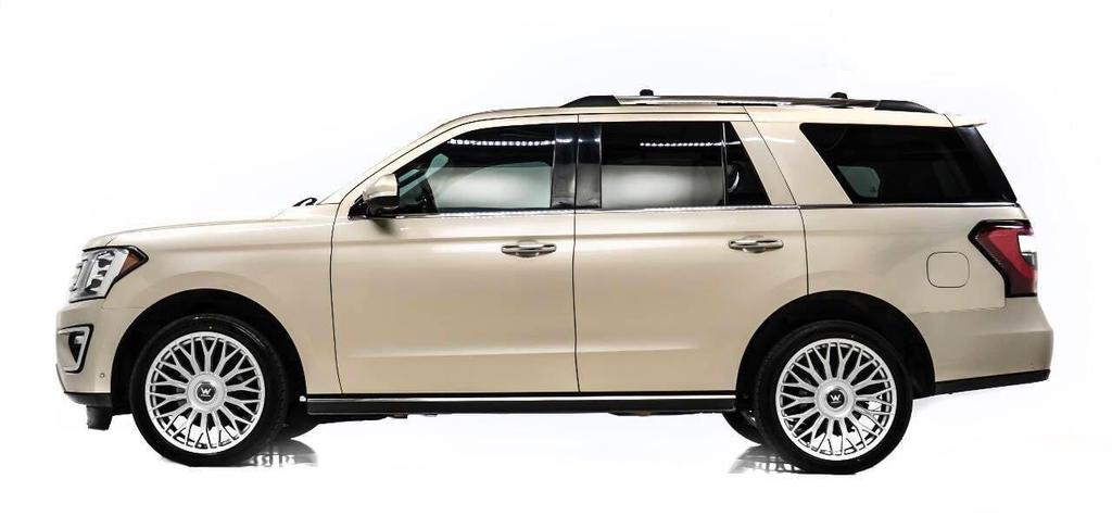 used 2018 Ford Expedition car, priced at $22,999