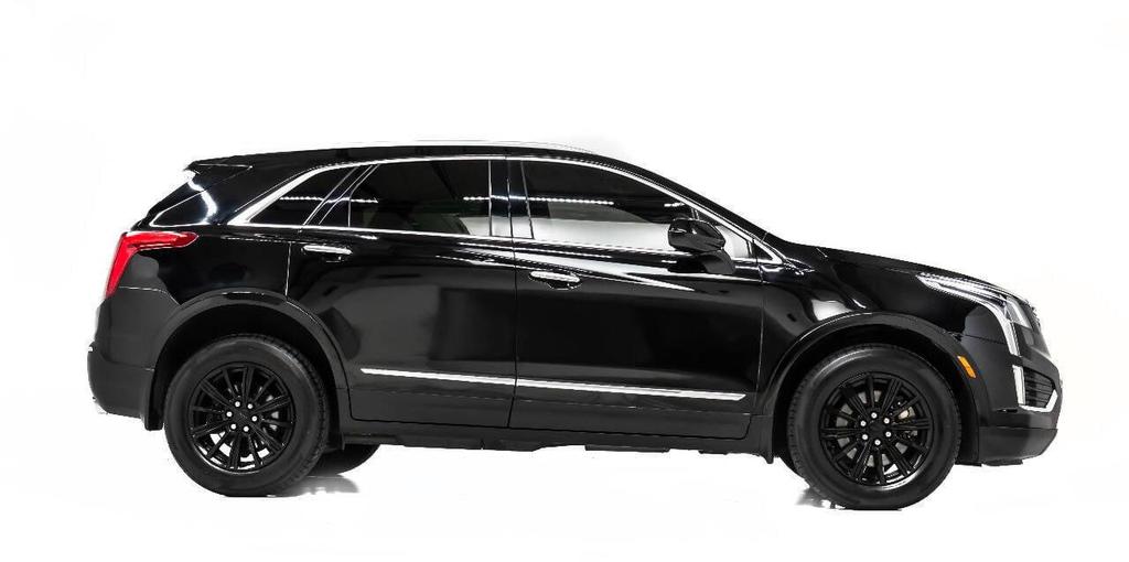 used 2019 Cadillac XT5 car, priced at $19,999