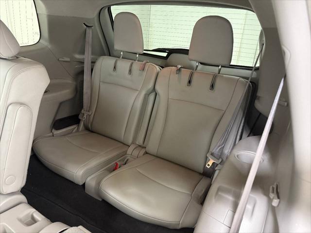used 2013 Toyota Highlander car, priced at $16,999