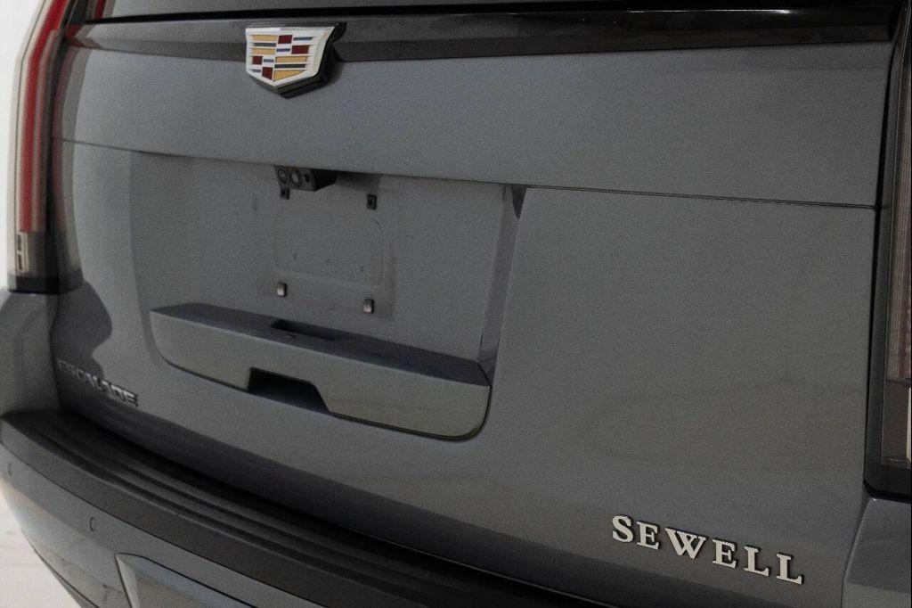 used 2020 Cadillac Escalade car, priced at $29,999