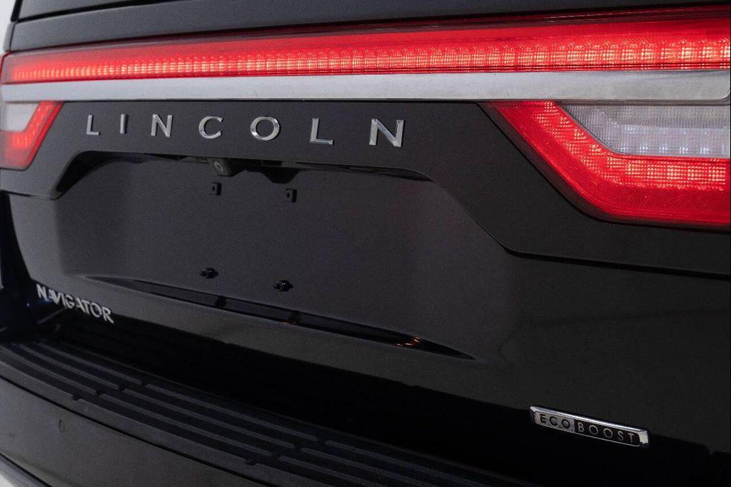 used 2015 Lincoln Navigator car, priced at $12,999