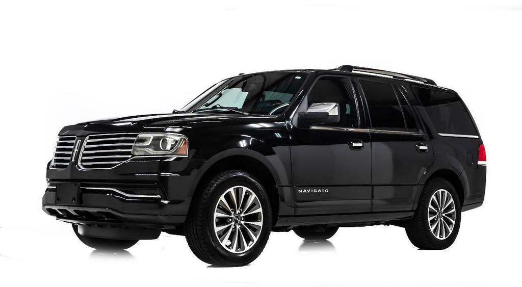 used 2015 Lincoln Navigator car, priced at $12,999