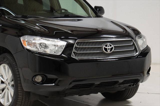 used 2008 Toyota Highlander Hybrid car, priced at $9,999