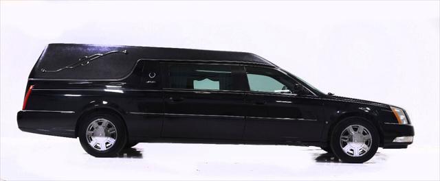 used 2007 Cadillac DTS car, priced at $8,999