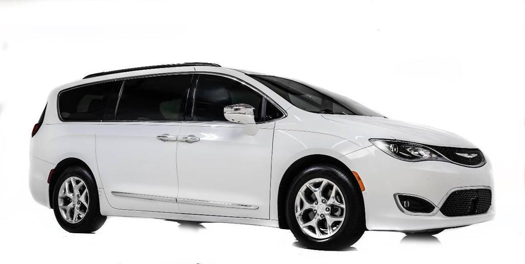 used 2017 Chrysler Pacifica car, priced at $12,999