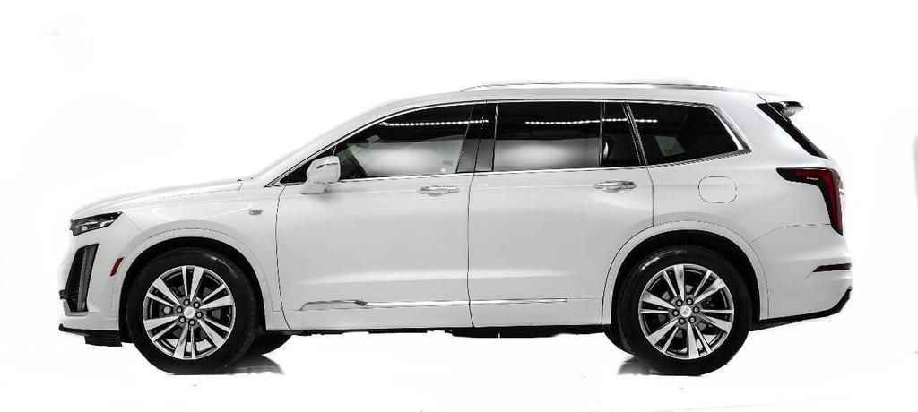 used 2020 Cadillac XT6 car, priced at $24,999