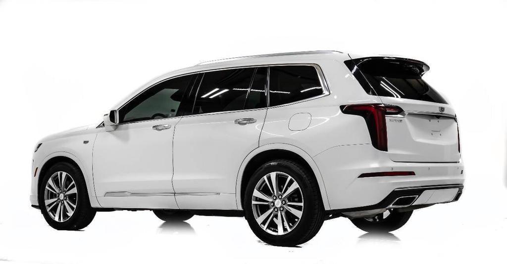 used 2020 Cadillac XT6 car, priced at $24,999
