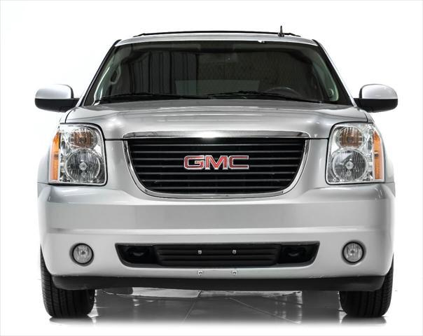 used 2013 GMC Yukon car, priced at $8,499