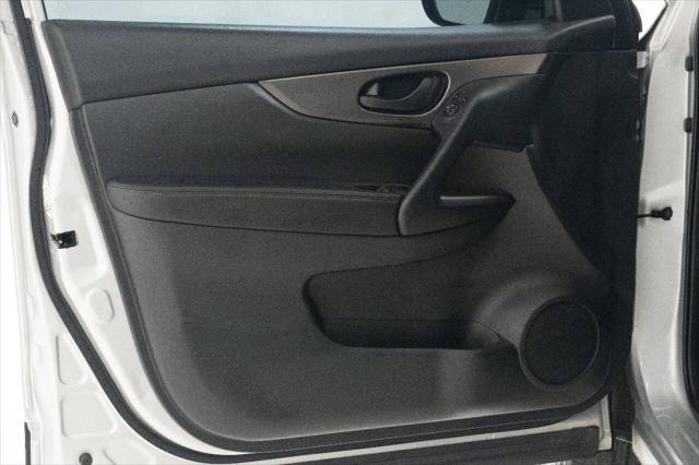 used 2022 Nissan Rogue Sport car, priced at $17,999