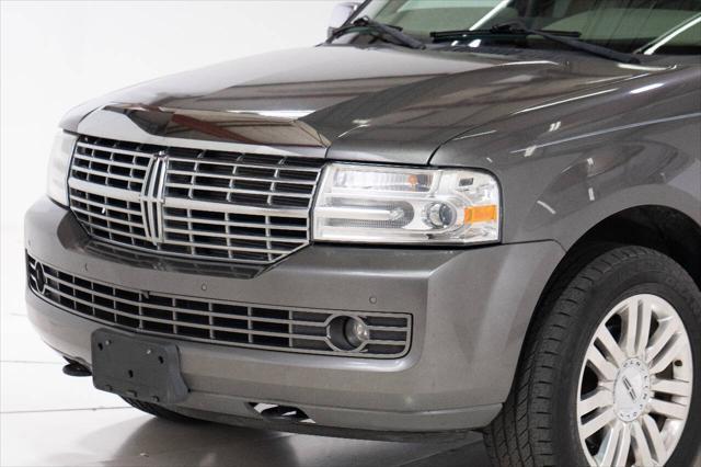 used 2013 Lincoln Navigator car, priced at $12,999