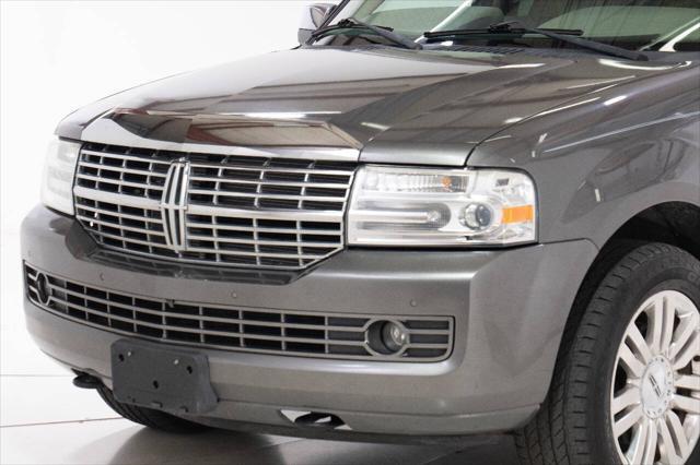 used 2013 Lincoln Navigator car, priced at $12,999