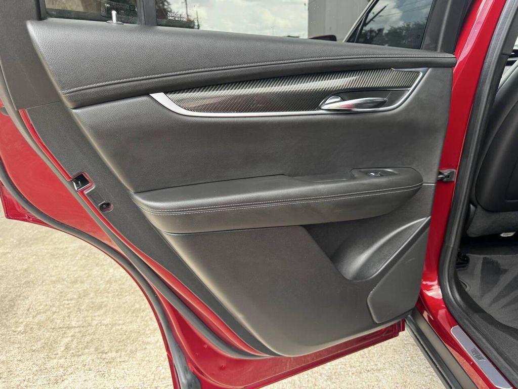 used 2020 Cadillac XT6 car, priced at $20,999