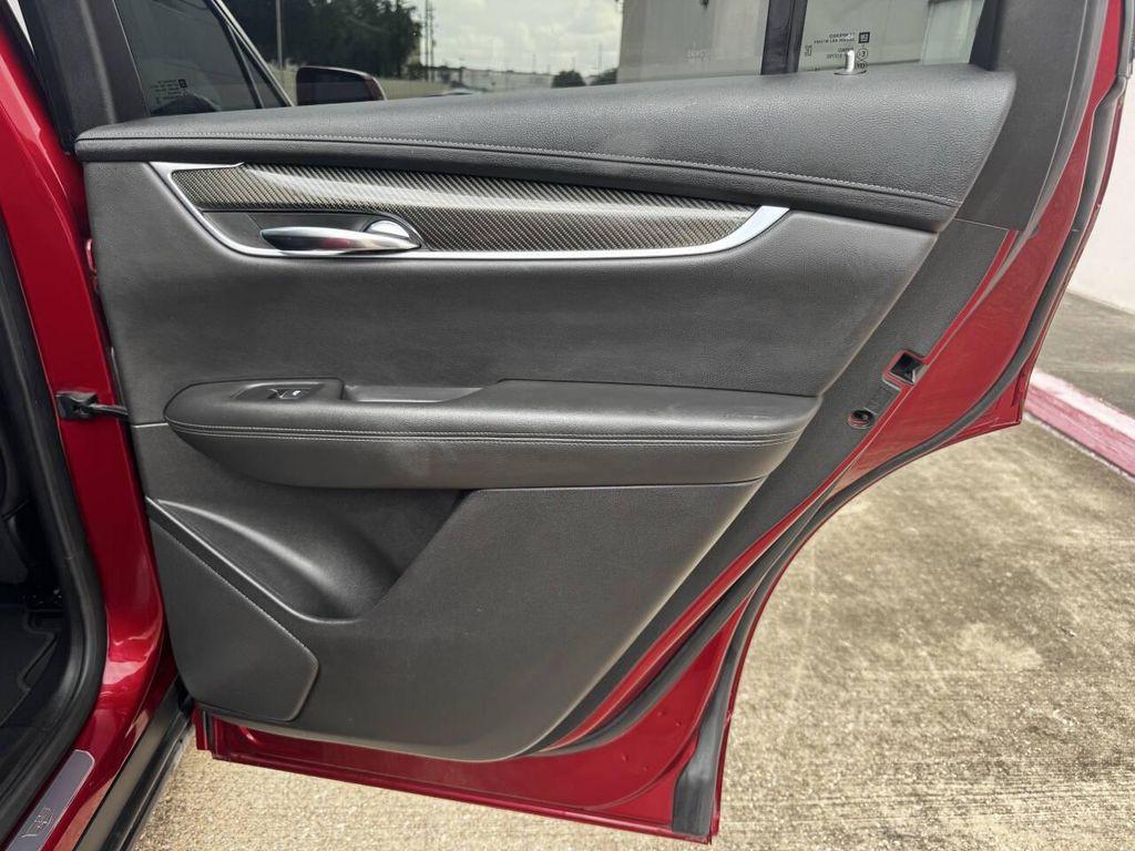 used 2020 Cadillac XT6 car, priced at $20,999