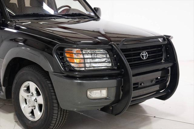 used 2001 Toyota Land Cruiser car, priced at $18,999