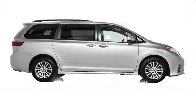 used 2020 Toyota Sienna car, priced at $29,999