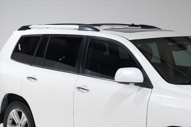 used 2012 Toyota Highlander car, priced at $9,999