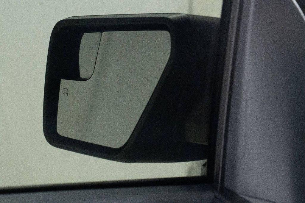 used 2021 Ford F-150 car, priced at $23,999