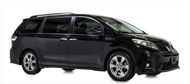 used 2018 Toyota Sienna car, priced at $17,999