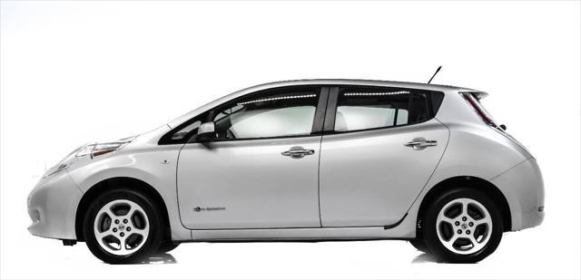 used 2011 Nissan Leaf car, priced at $8,999