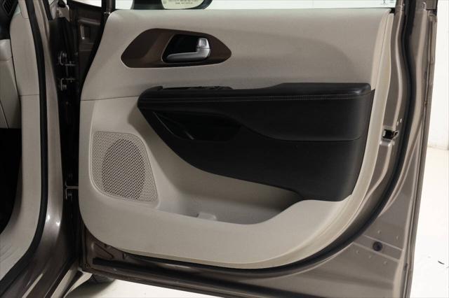 used 2017 Chrysler Pacifica car, priced at $13,999