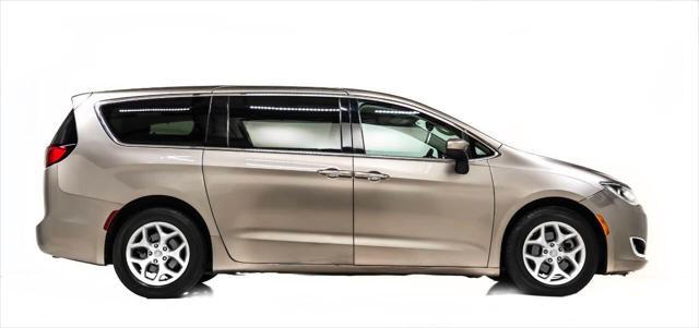 used 2017 Chrysler Pacifica car, priced at $13,999