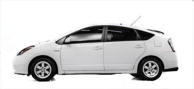 used 2006 Toyota Prius car, priced at $9,995