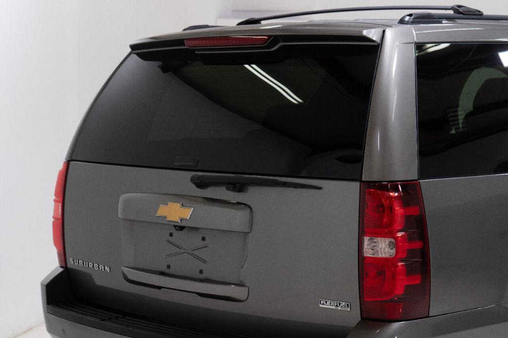 used 2012 Chevrolet Suburban car, priced at $9,999