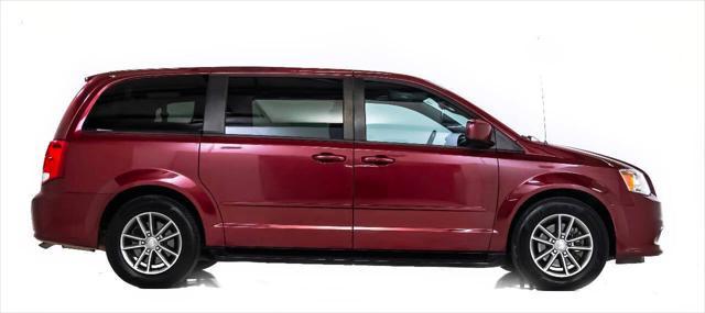 used 2015 Dodge Grand Caravan car, priced at $8,999