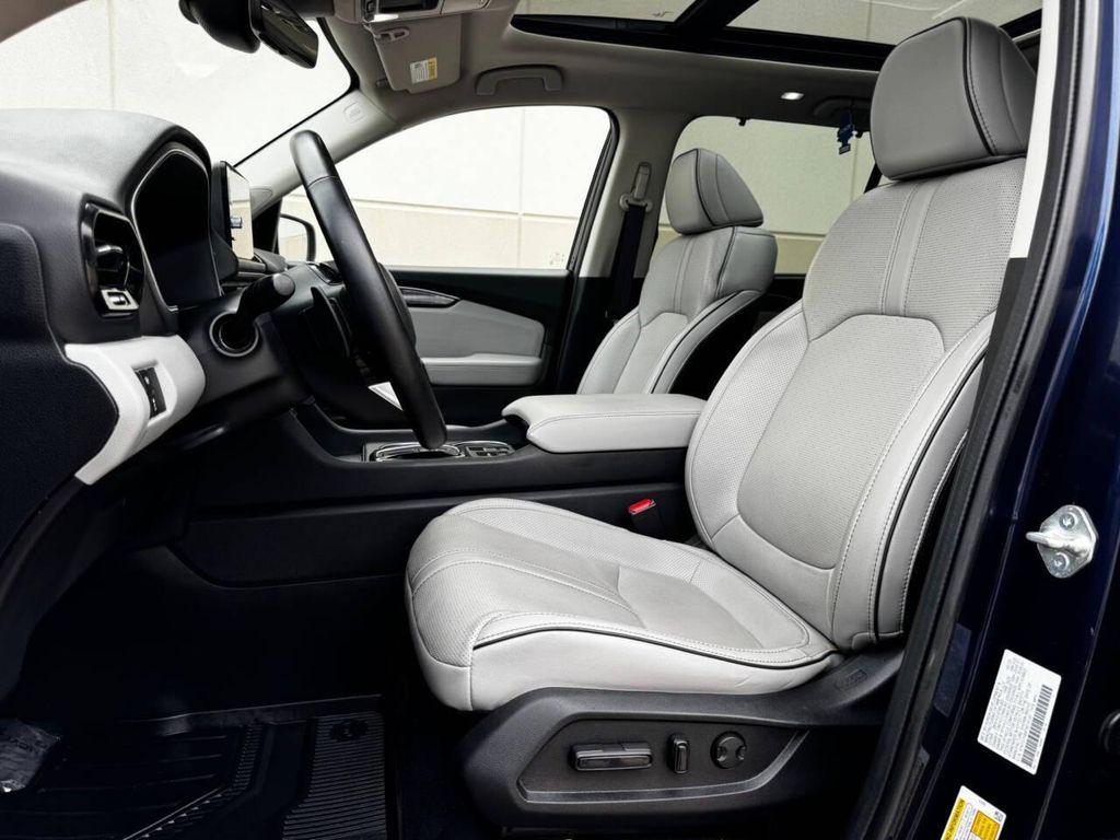 used 2023 Honda Pilot car, priced at $35,999