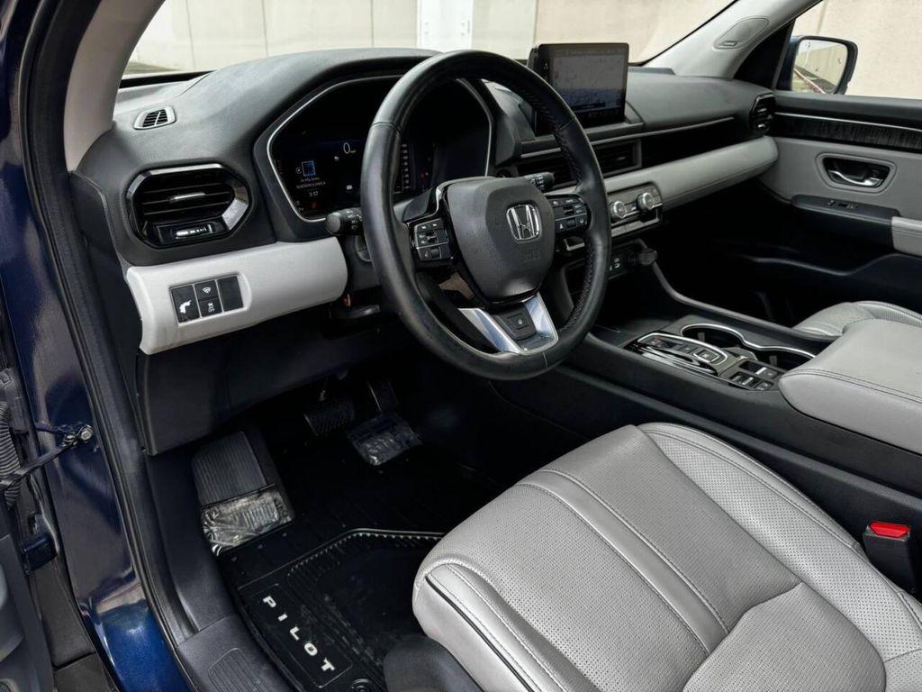 used 2023 Honda Pilot car, priced at $35,999