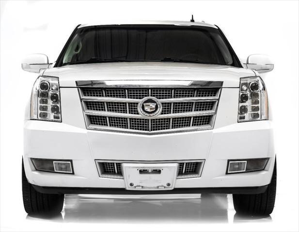 used 2011 Cadillac Escalade ESV car, priced at $15,999