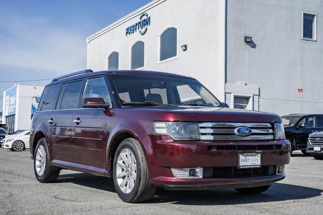 used 2011 Ford Flex car, priced at $6,500