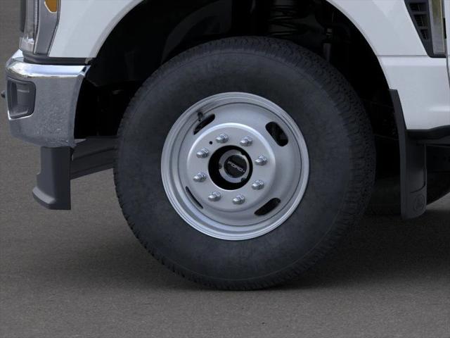 new 2025 Ford F-350 car, priced at $66,222
