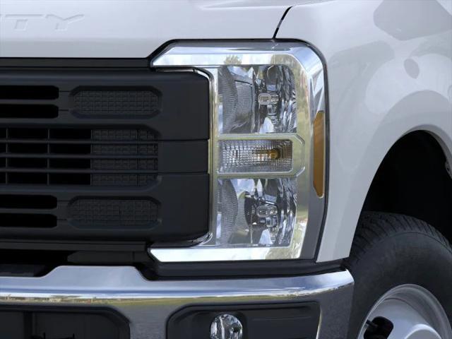 new 2025 Ford F-350 car, priced at $66,222