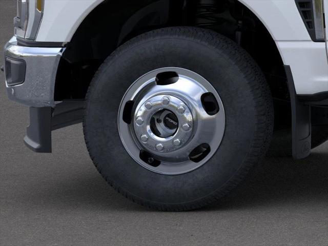 new 2025 Ford F-350 car, priced at $90,488