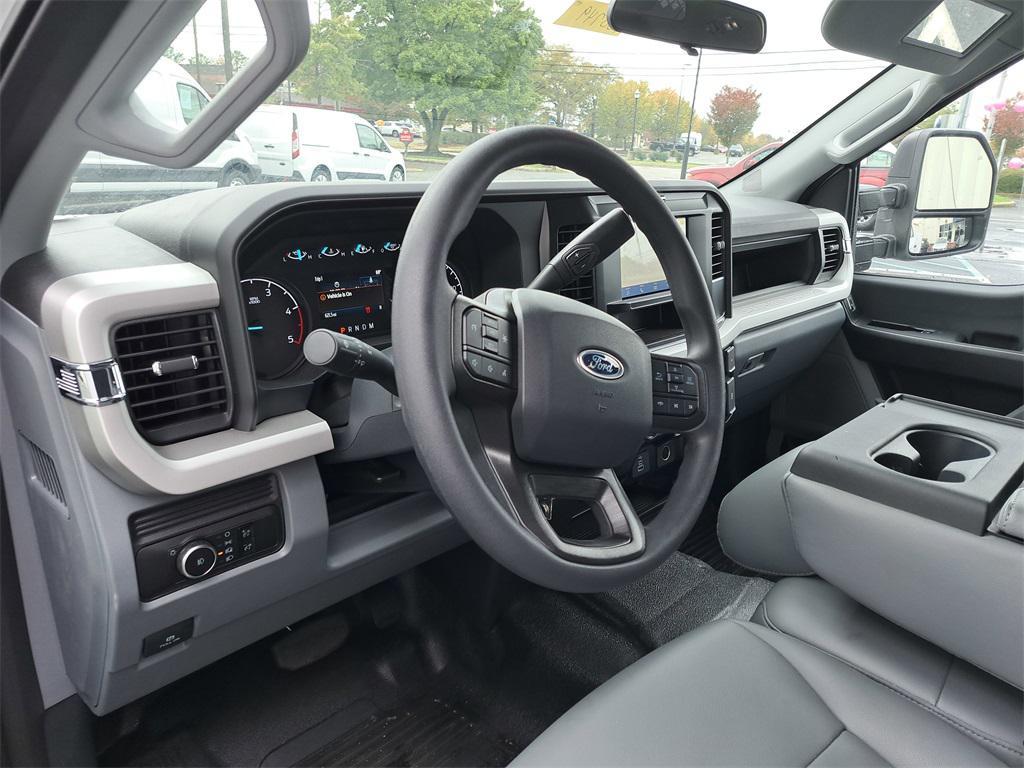 new 2025 Ford F-350 car, priced at $67,036