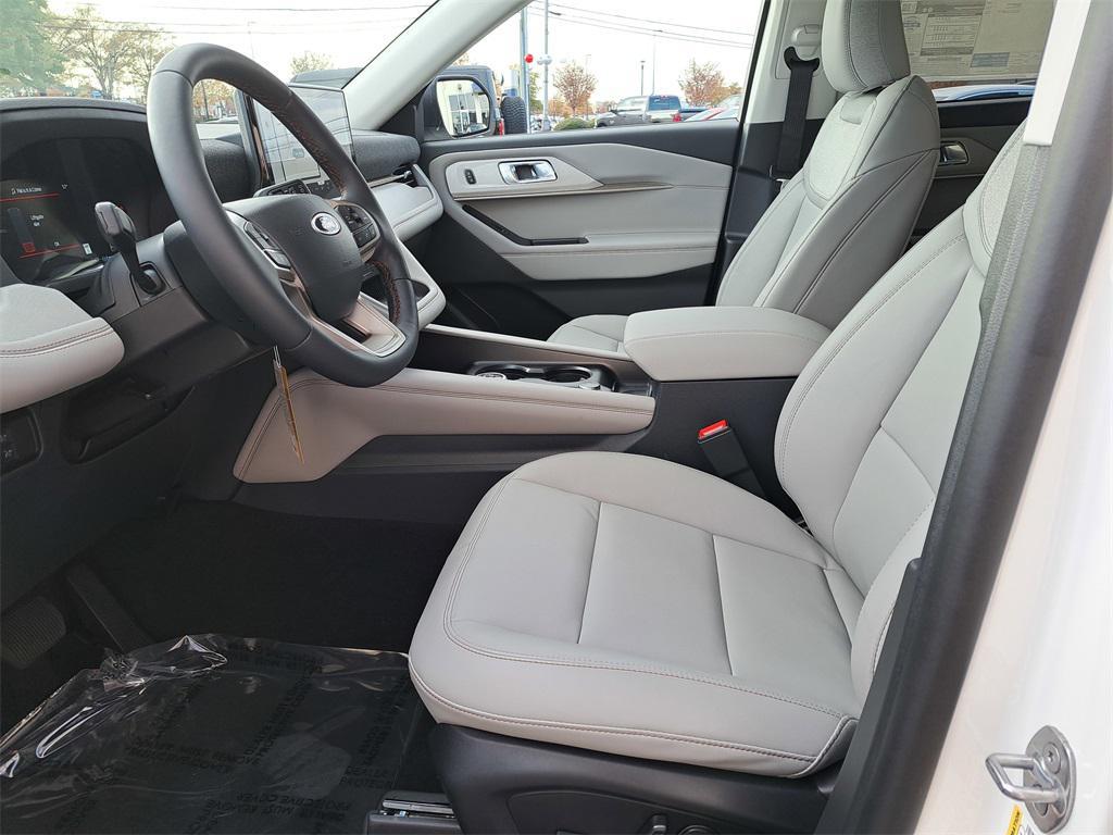 new 2026 Ford Explorer car, priced at $48,467