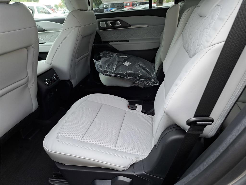 new 2025 Ford Explorer car, priced at $60,300