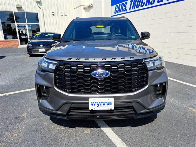 new 2025 Ford Explorer car, priced at $51,775