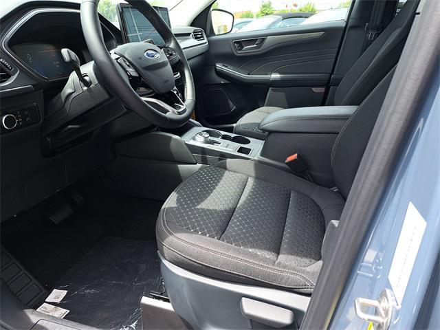 new 2025 Ford Escape car, priced at $25,718