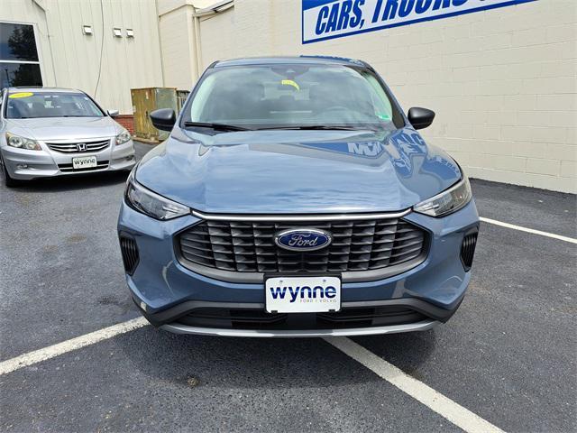 new 2025 Ford Escape car, priced at $25,718