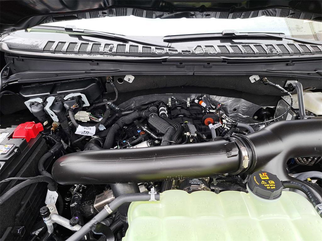new 2025 Ford Expedition Max car, priced at $75,735